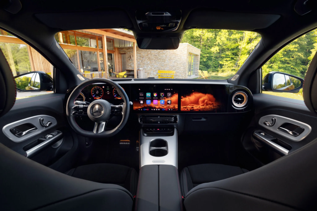Mercedes-Benz GLA โฉมใหม่ 2028 เปิดตัวแล้ว! อัปเดตสเปกครบ พร้อมวิธีดูแลรถหรูให้ปังตั้งแต่วันแรก