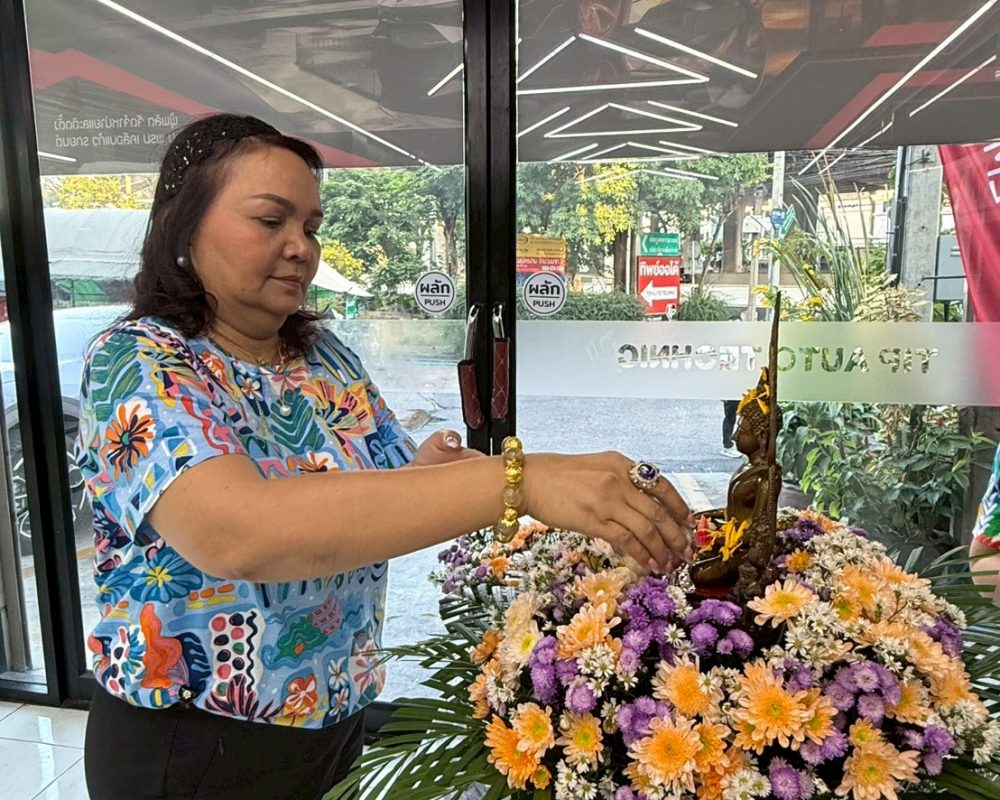 LINE_ALBUM_กิจกรรมสงกรานต์ 2569_260416_1