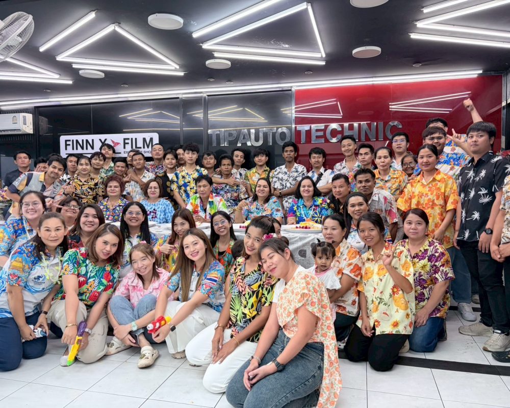 LINE_ALBUM_กิจกรรมสงกรานต์ 2569_260416_13